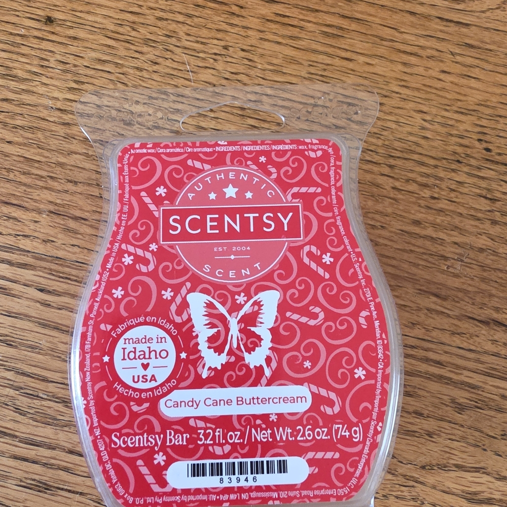 Scentsy Candy Cane Buttercream - Red